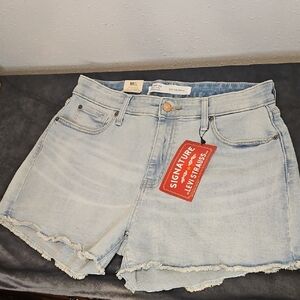 NWT Levi's Signature Levi Strauss Women's Raw Hem 3" High Rise Denim Shorts Sz 8